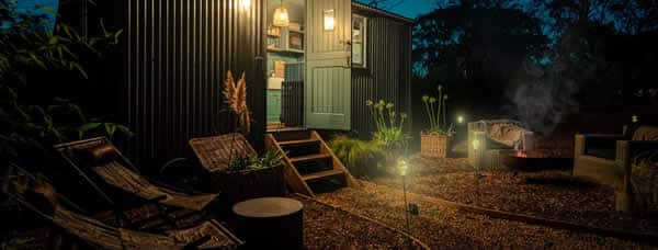 Luxury-Shepherds-Huts-for-Sale-header95544